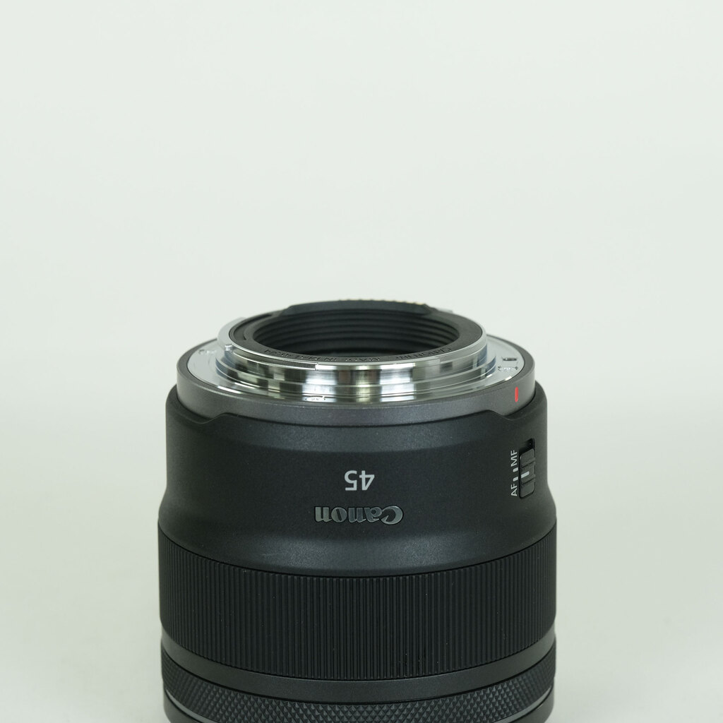 Canon RF45mm F1.2 STM