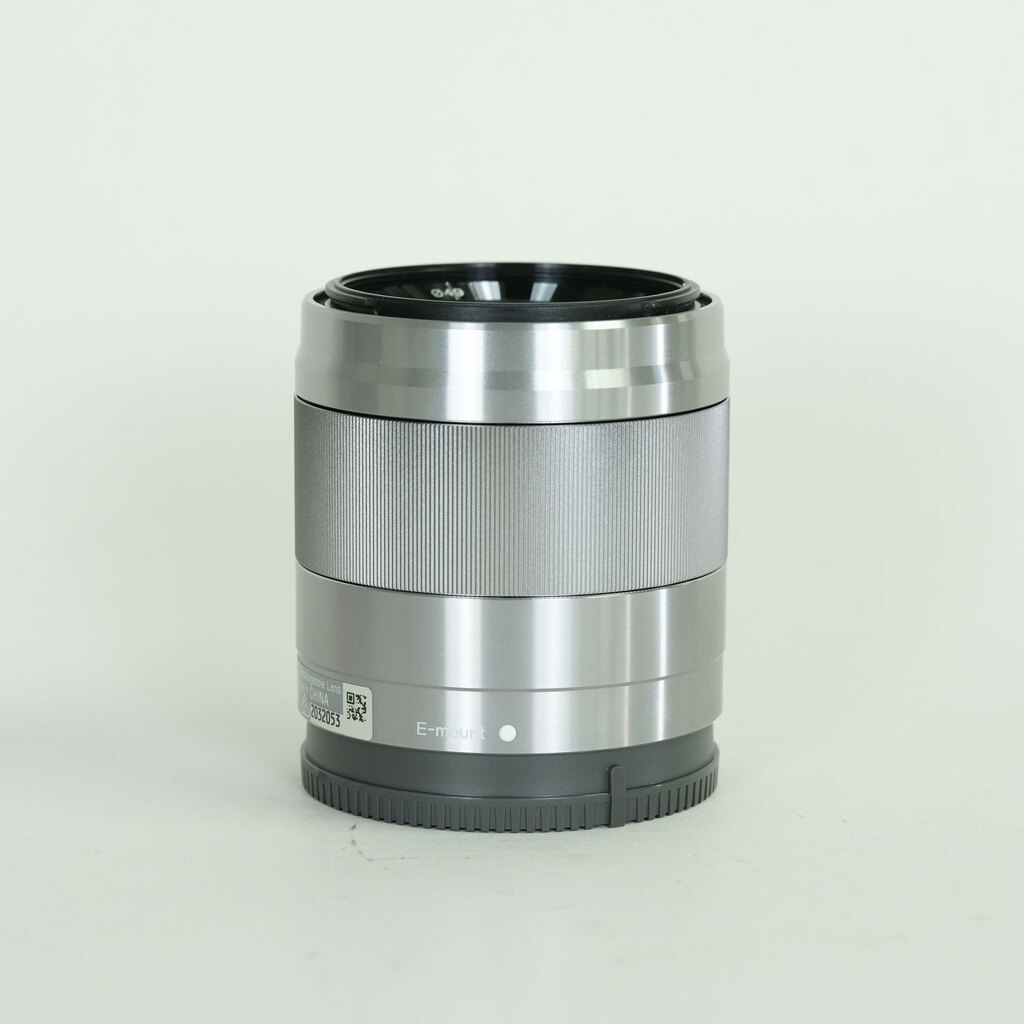 SONY E 50mm F1.8 OSS SEL50F18 SONY E 50mm F1.8 OSS SEL50F18