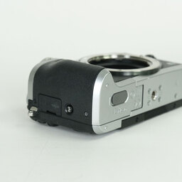 Canon EOS M6 Canon EOS M6