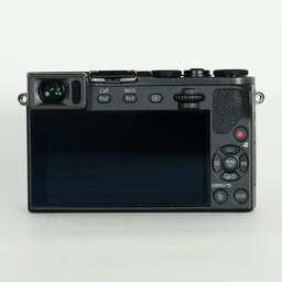 Panasonic LUMIX DMC-GM5ボディ ブラック