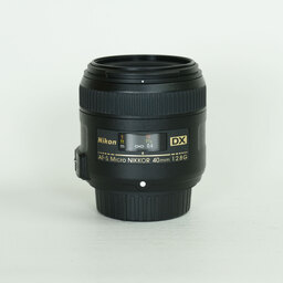 Nikon AF-S DX Micro NIKKOR 40mm f/2.8G