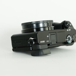 SONY α6100（ILCE-6100）