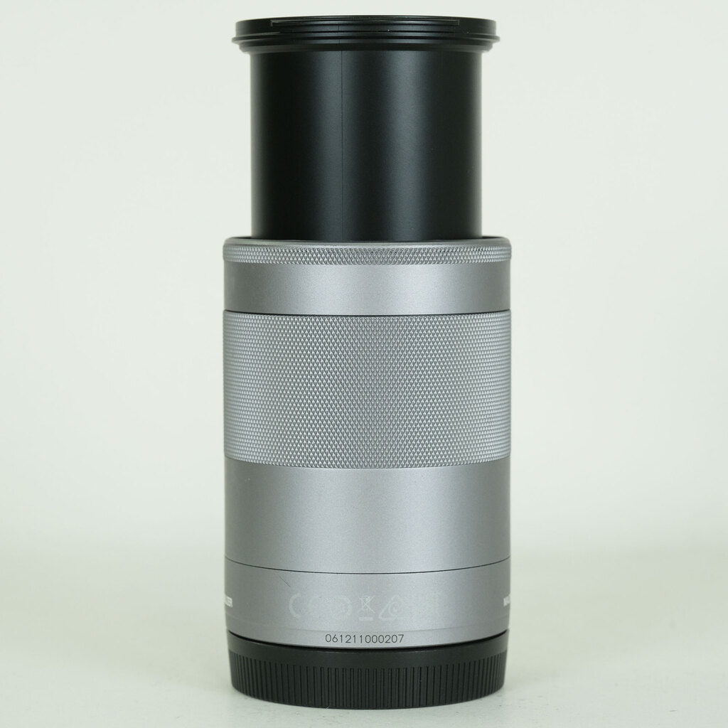 Canon EF-M55-200mm F4.5-6.3 IS STM シルバー