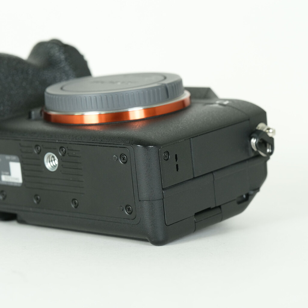 SONY α7 IV(ILCE-7M4) SONY α7 IV(ILCE-7M4)