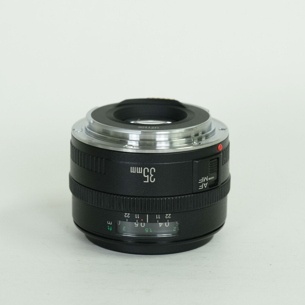 Canon EF35mm F2