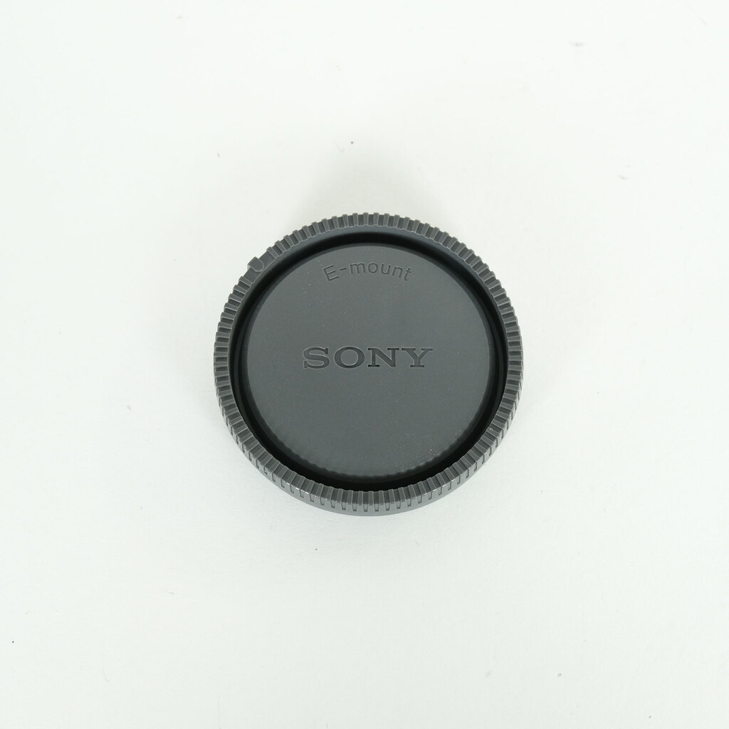 SONY Vario-Tessar T* E 16-70mm F4 ZA OSS SEL1670Z SONY Vario-Tessar T* E 16-70mm F4 ZA OSS SEL1670Z