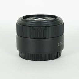 Nikon NIKKOR Z 40mm f/2 Nikon NIKKOR Z 40mm f/2
