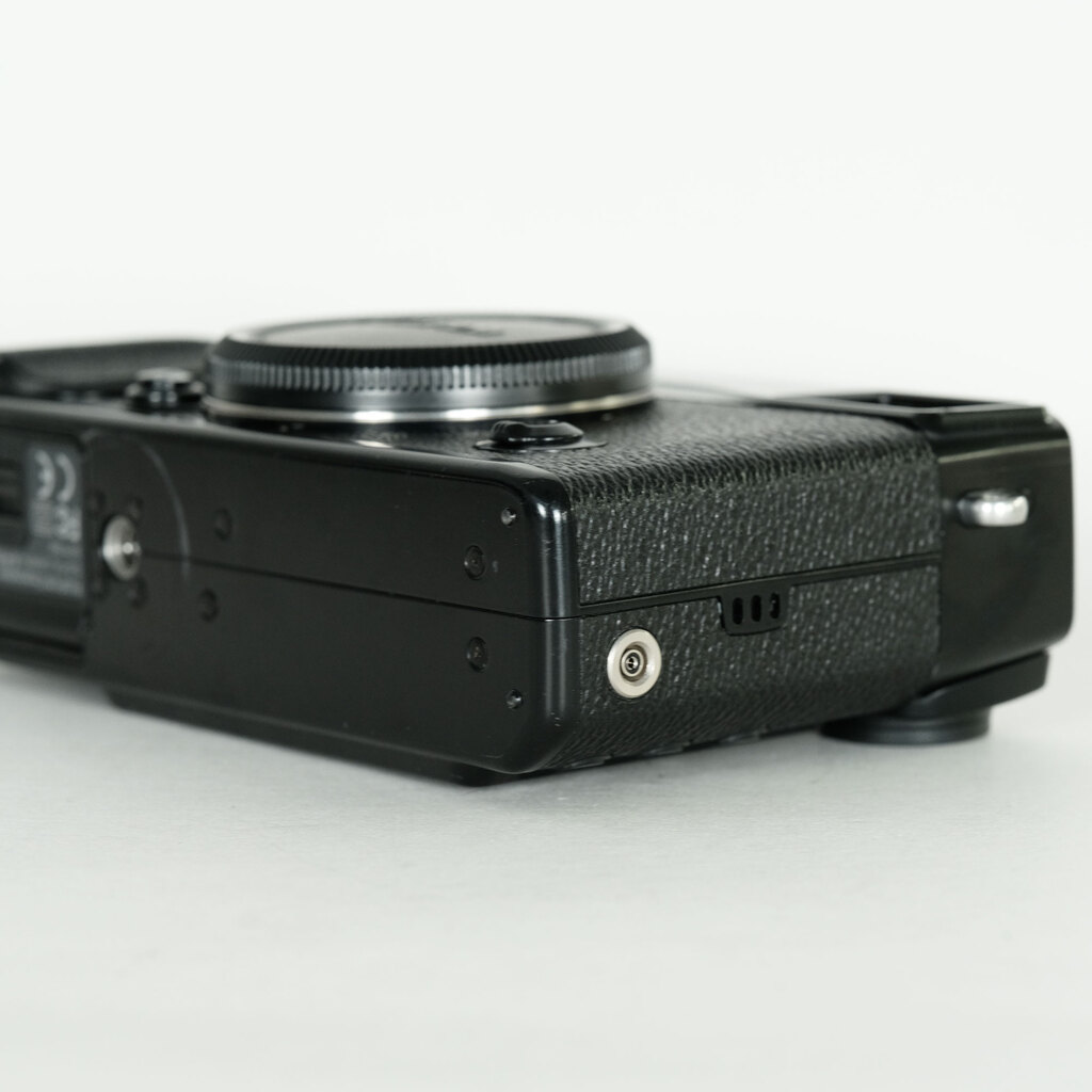 FUJIFILM X-Pro1 FUJIFILM X-Pro1