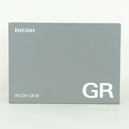 RICOH GR IV