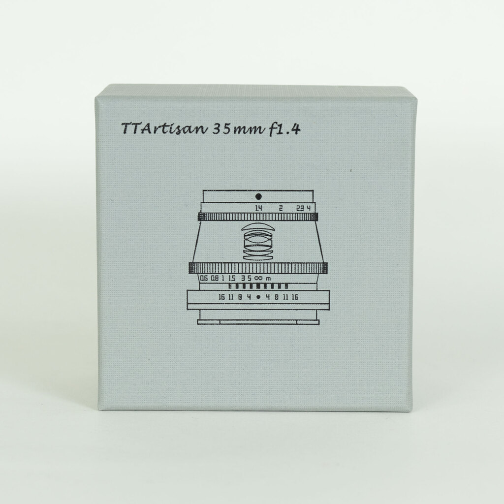 TTArtisan 35mm f/1.4 C [フジフイルムX用]