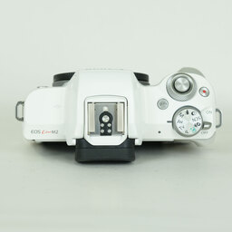 Canon EOS Kiss M2