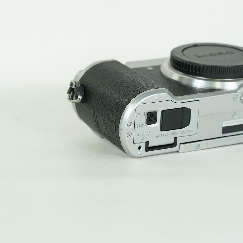 Panasonic LUMIX DC-GX7MK3 シルバー