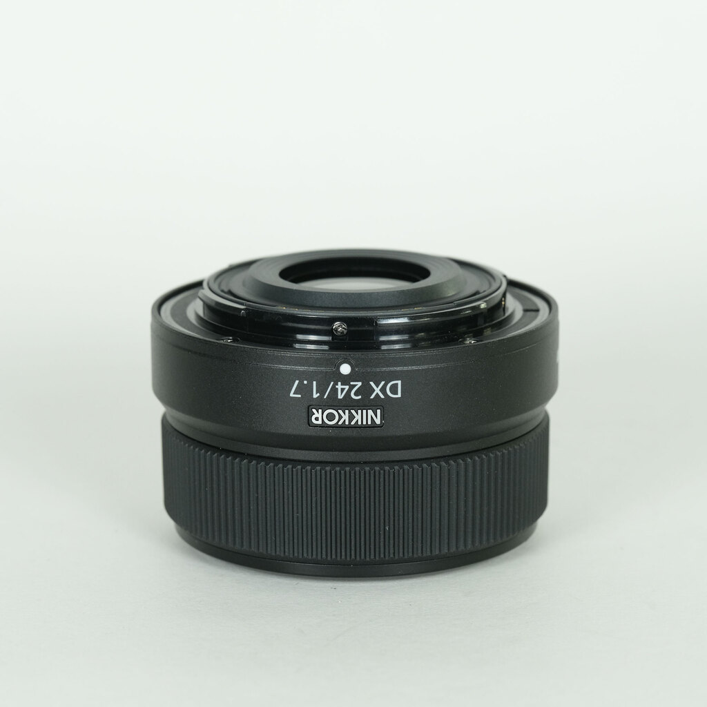Nikon NIKKOR Z DX 24mm f/1.7