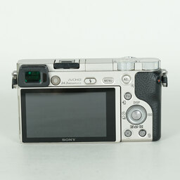 SONY α6000(ILCE-6000) SONY α6000(ILCE-6000)