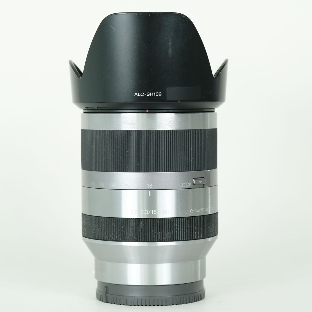 SONY E18-200mm F3.5-6.3 OSS SEL18200の出品 | ONE SCENE（ワンシーン）