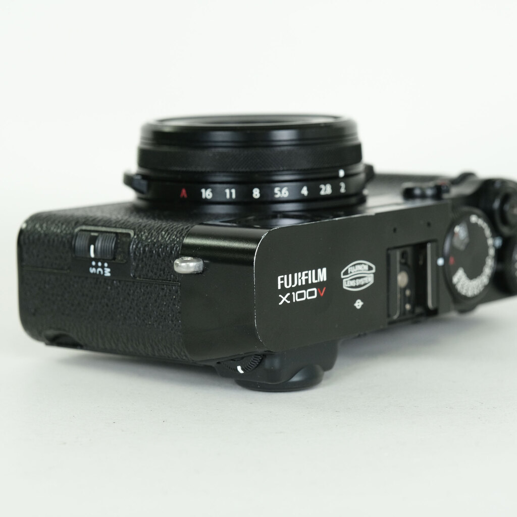 FUJIFILM X100V ブラック