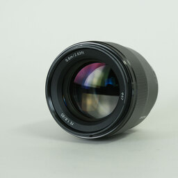 SONY FE 85mm F1.8 SEL85F18 SONY FE 85mm F1.8 SEL85F18