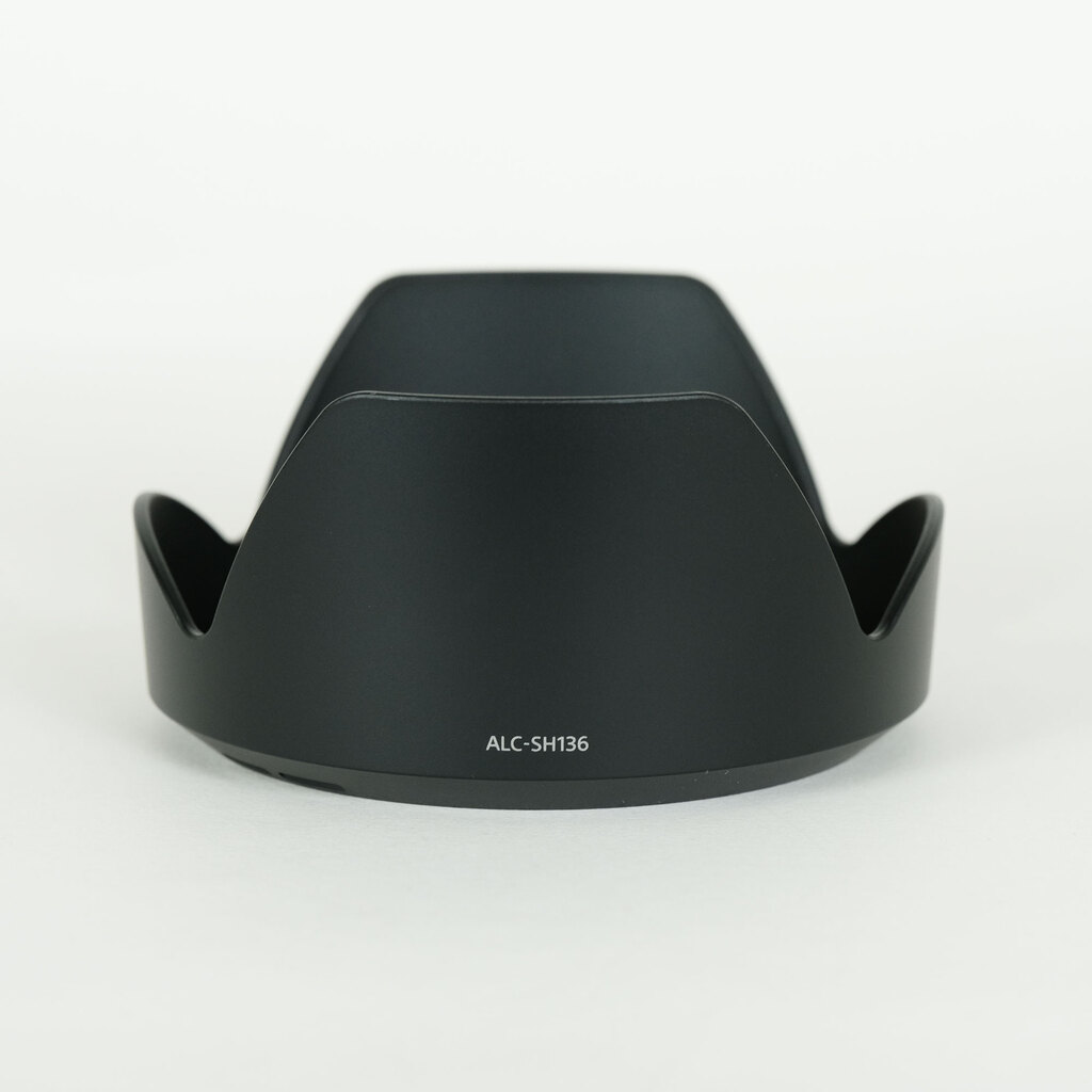 SONY FE 24-240mm F3.5-6.3 OSS SEL24240