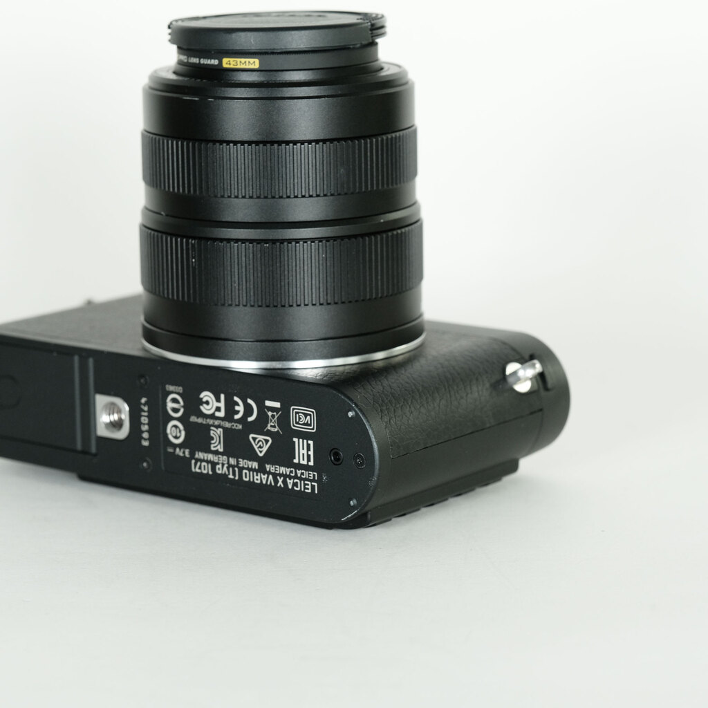LEICA X Vario (Typ107) ブラックの出品 | ONE SCENE（ワンシーン）