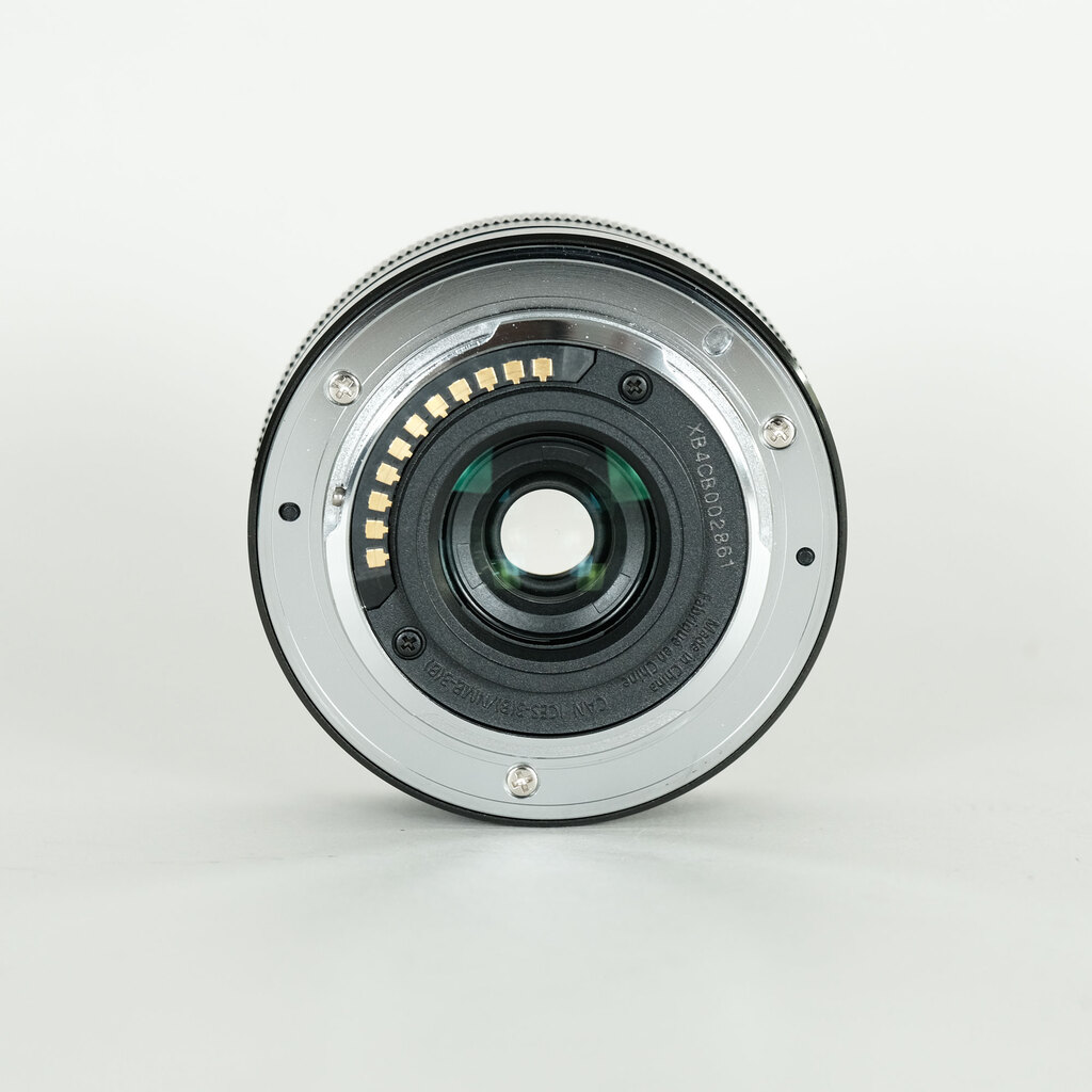 Panasonic LUMIX G VARIO 12-32mm / F3.5-5.6 ASPH. / MEGA O.I.S.