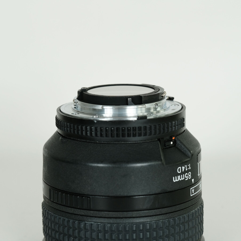 Nikon Ai AF Nikkor 85mm F1.4D IF