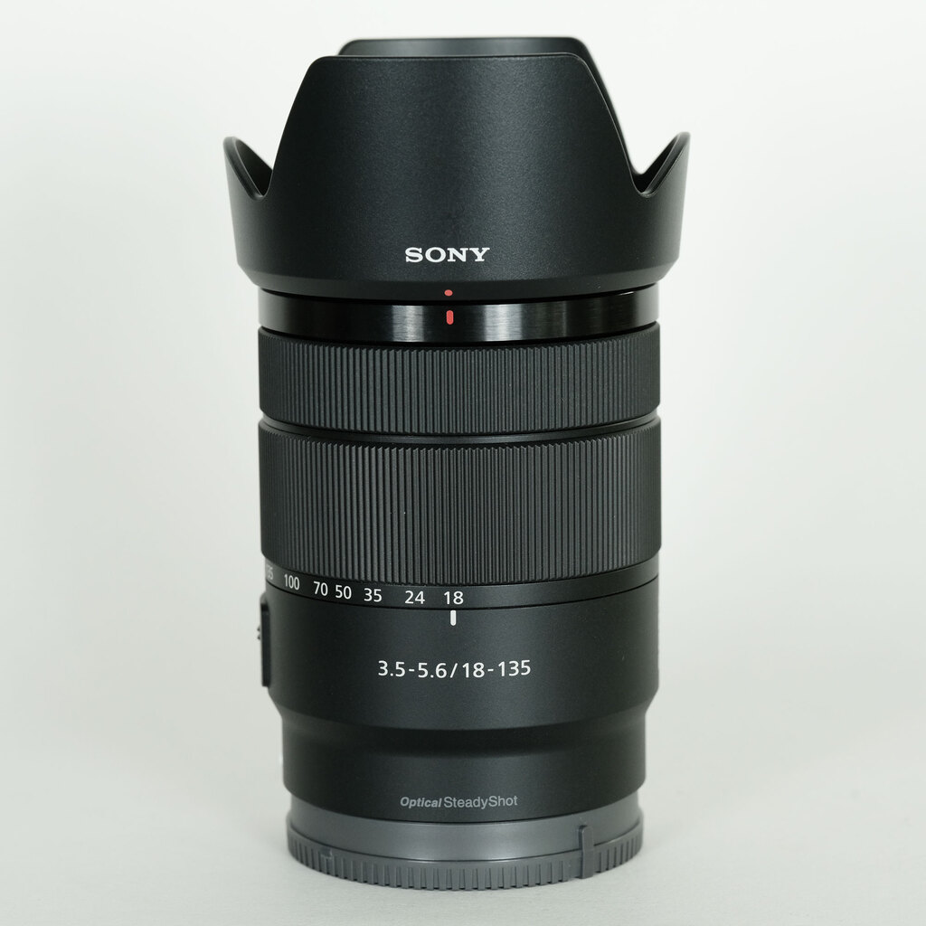 SONY E 18-135mm F3.5-5.6 OSS SEL18135