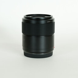 Panasonic LUMIX G MACRO 30mm F2.8 ASPH. MEGA O.I.S.