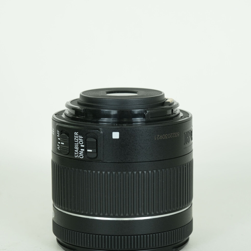 Canon EF-S18-55mm F4-5.6 IS STM