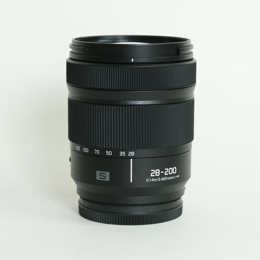 Panasonic LUMIX S 28-200mm F4-7.1 MACRO O.I.S.