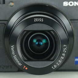SONY Cyber-shot DSC-RX100M4