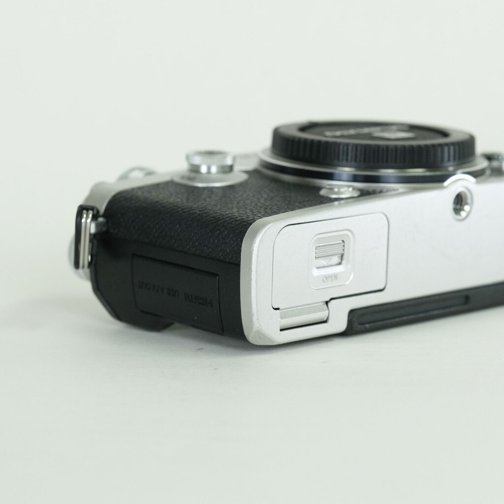 OLYMPUS PEN-F OLYMPUS PEN-F