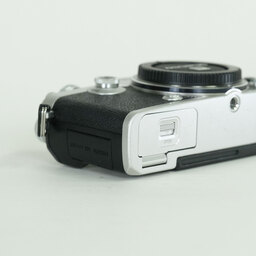 OLYMPUS PEN-F OLYMPUS PEN-F