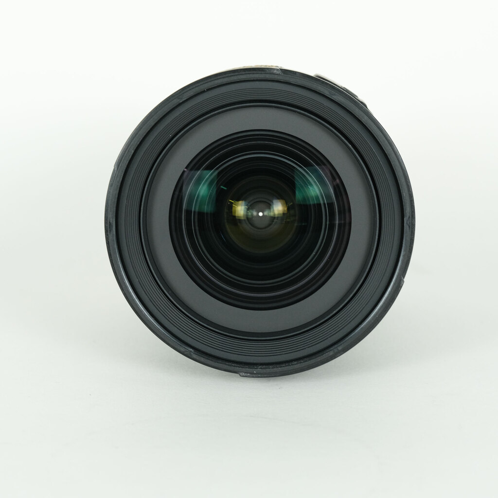 Nikon AF-S NIKKOR 18-35mm F3.5–4.5 G ED Nikon AF-S NIKKOR 18-35mm F3.5–4.5 G ED