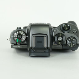 Canon EOS M5
