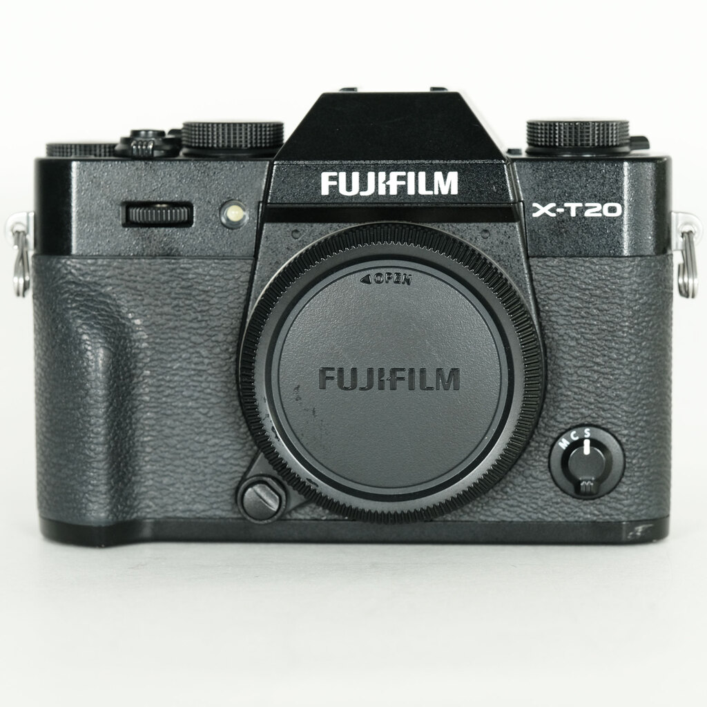 FUJIFILM X-T20