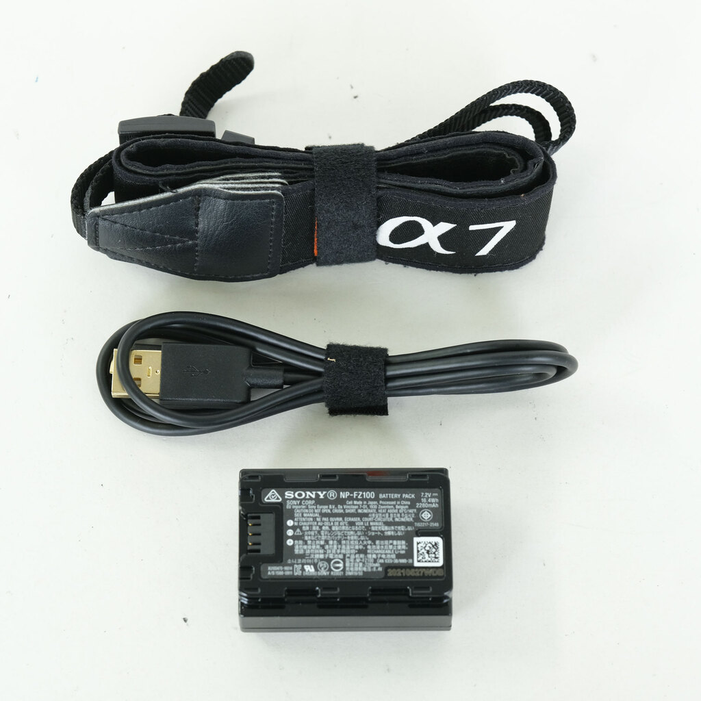 SONY α7 III(ILCE-7M3) SONY α7 III(ILCE-7M3)