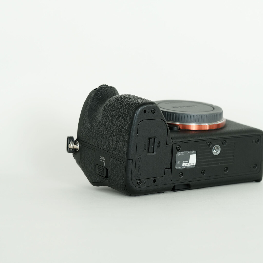 SONY α7 IV(ILCE-7M4) SONY α7 IV(ILCE-7M4)