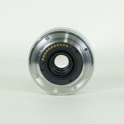 OLYMPUS M.ZUIKO DIGITAL 17mm F2.8 シルバー