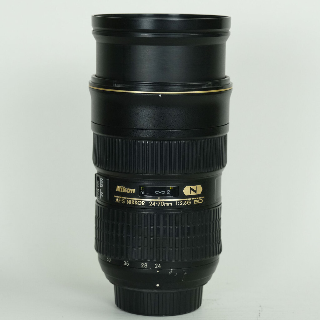 Nikon AF-S NIKKOR 24-70mm f/2.8G ED Nikon AF-S NIKKOR 24-70mm f/2.8G ED