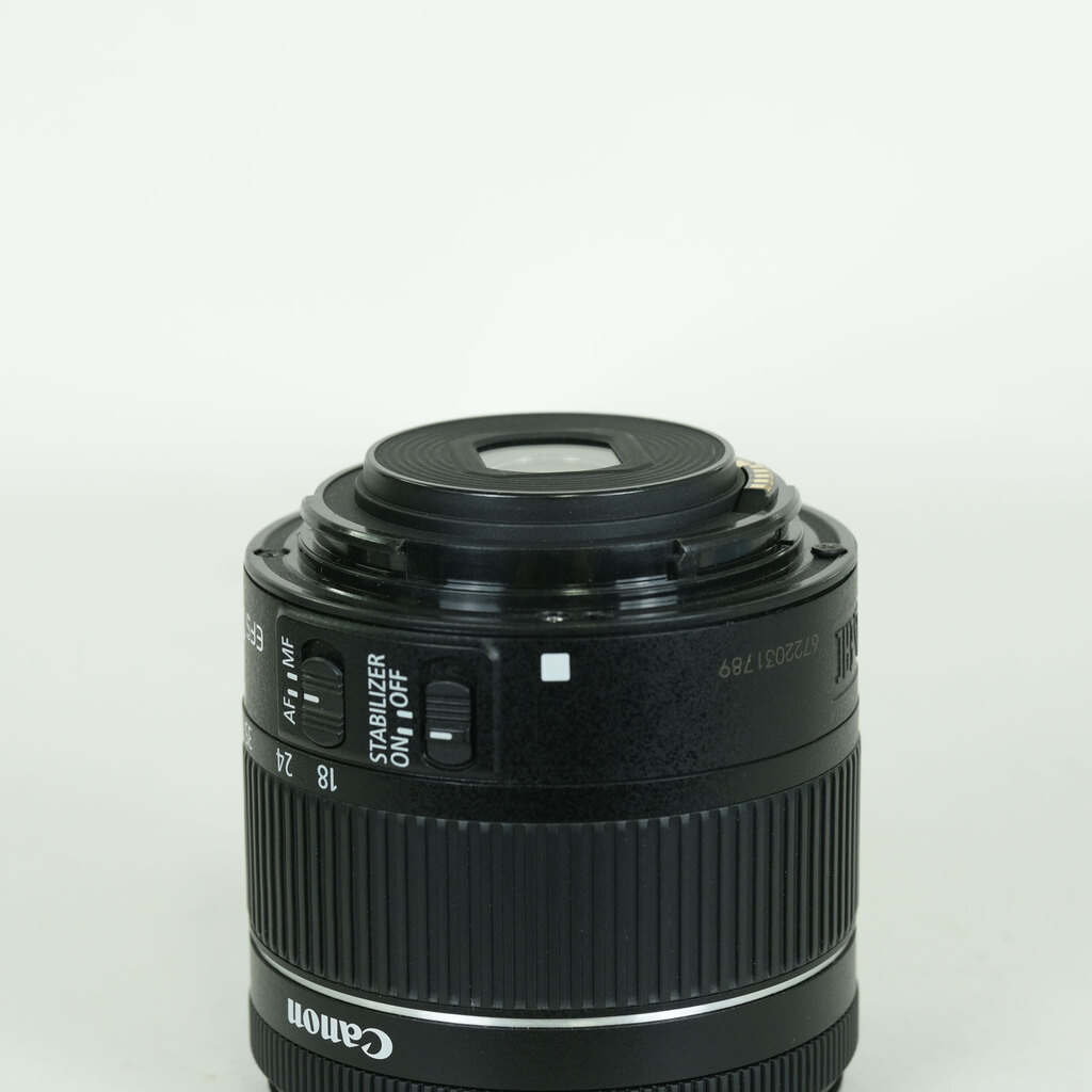 Canon EF-S18-55mm F4-5.6 IS STM