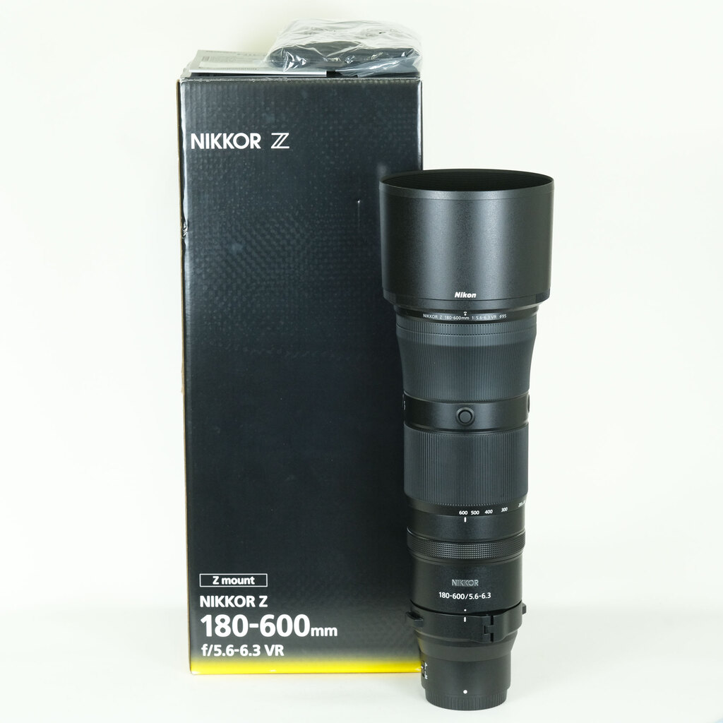 Nikon NIKKOR Z 180-600mm f/5.6-6.3 VR Nikon NIKKOR Z 180-600mm f/5.6-6.3 VR