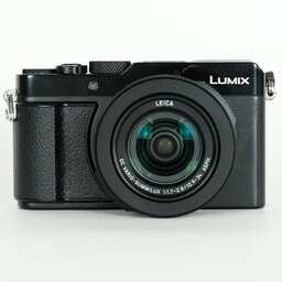 Panasonic LUMIX DC-LX100M2