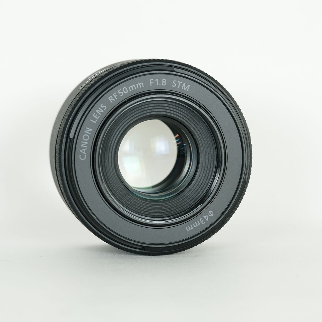 Canon RF50mm F1.8 STM