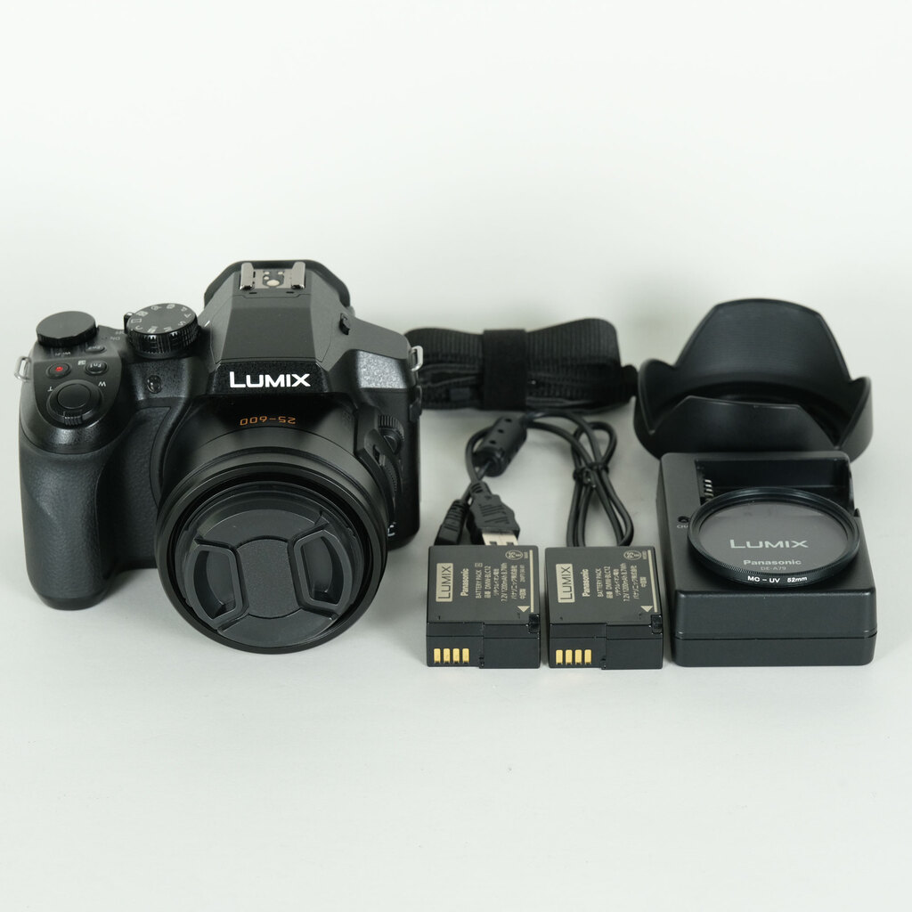 Panasonic LUMIX DMC-FZ300の出品 | ONE SCENE（ワンシーン）