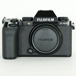FUJIFILM X-S10