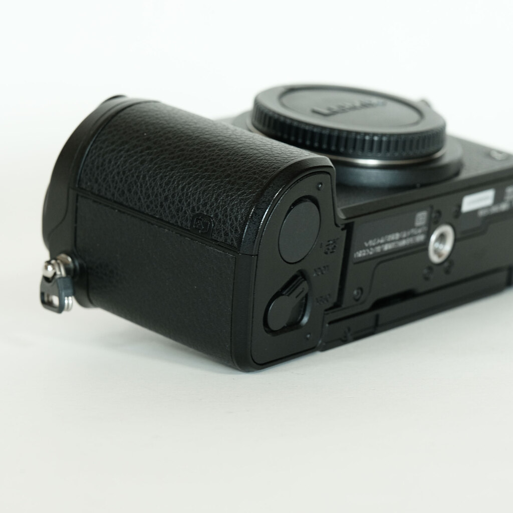 LUMIX DMC-GX1 ボディブラック 中古 LUMIX パナソニック Panasonic DMC-GX1 ボディ ブラック ミラーレス