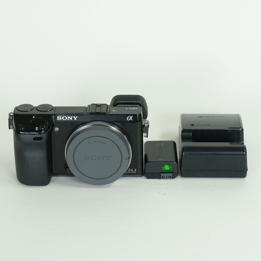 SONY α NEX-7 SONY α NEX-7
