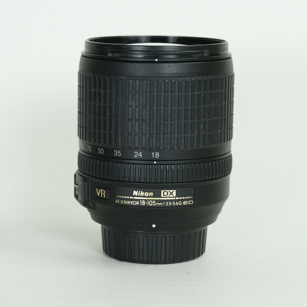 Nikon AF-S DX NIKKOR 18-105mm F3.5-5.6G ED VR