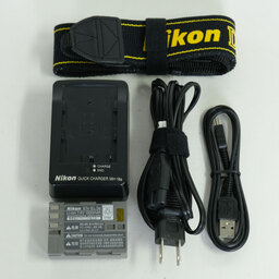 Nikon D300 ボディ