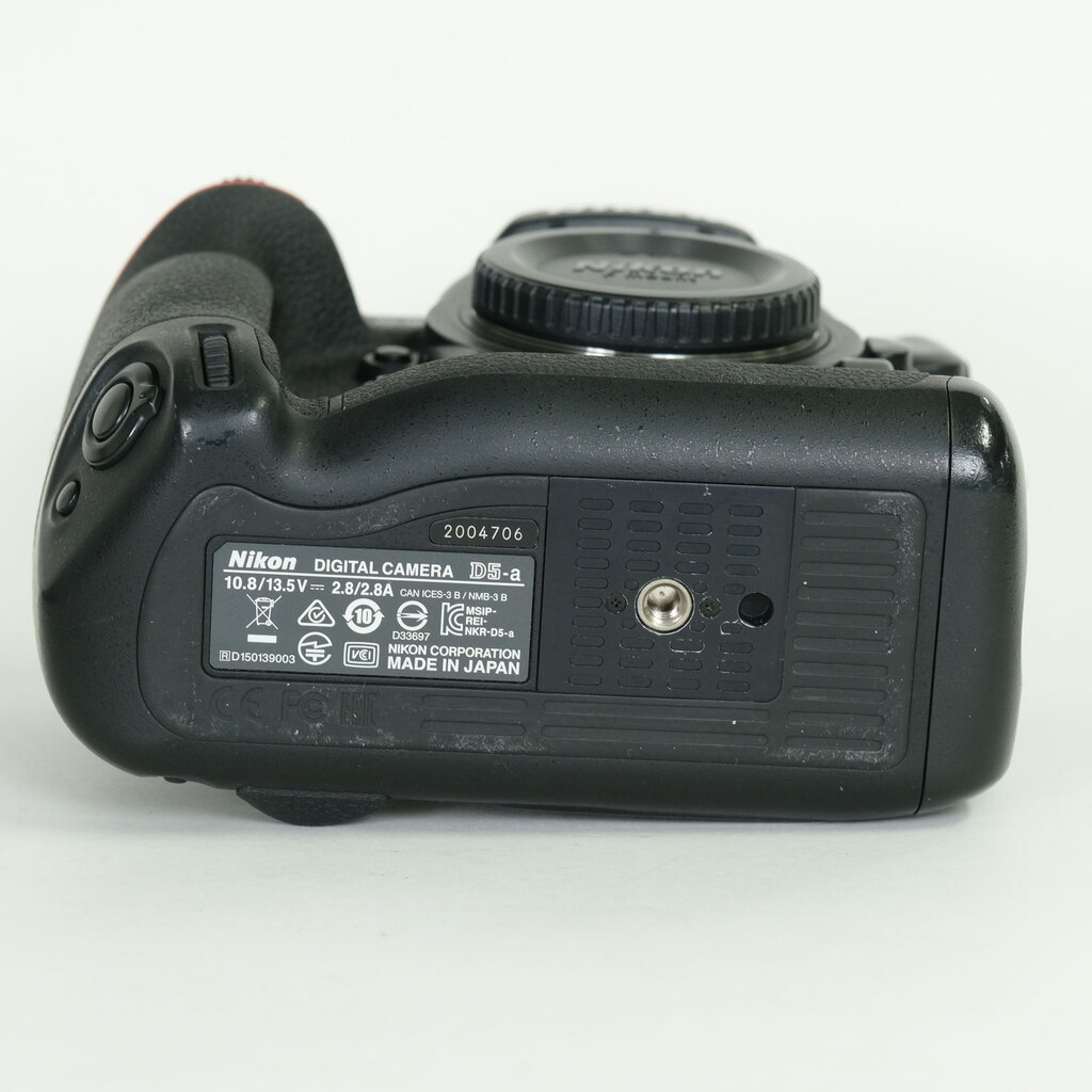 Nikon D5